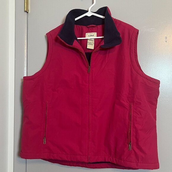 L.L. Bean Jackets & Blazers - L.L. Bean Women's Full Zip-Up Vest Red Wine Size 2X